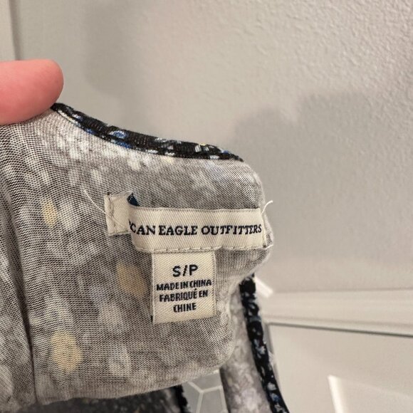 American Eagle Blue Floral Scoop Neck Sundress (small) - Picture 4 of 4